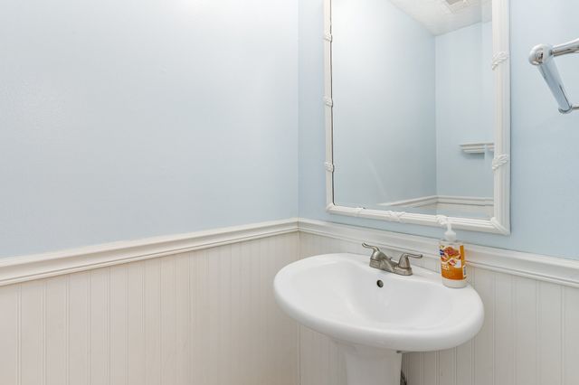 104 White Oak Ct, Hendersonville, TN 37075