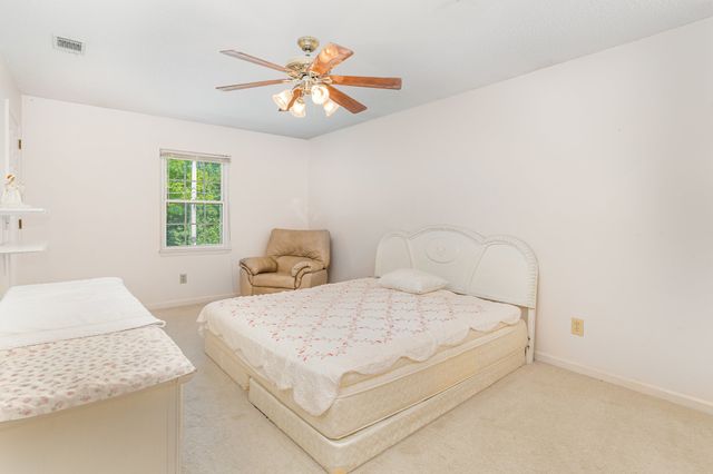 104 White Oak Ct, Hendersonville, TN 37075