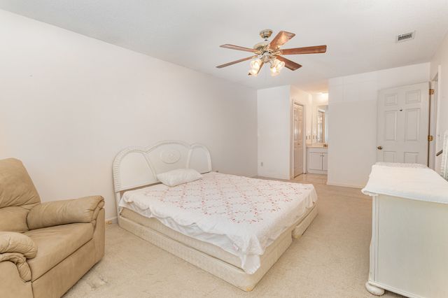 104 White Oak Ct, Hendersonville, TN 37075