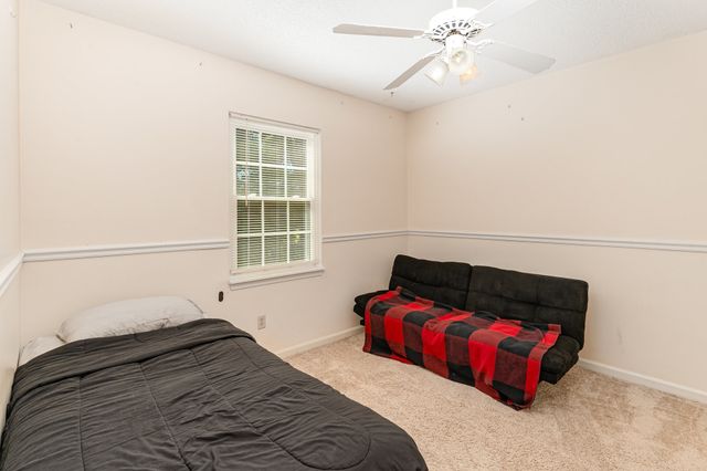 104 White Oak Ct, Hendersonville, TN 37075