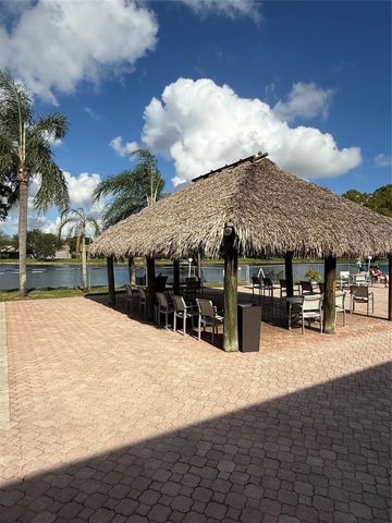 900 Colony Point Circle 121, Pembroke Pines, FL 33026