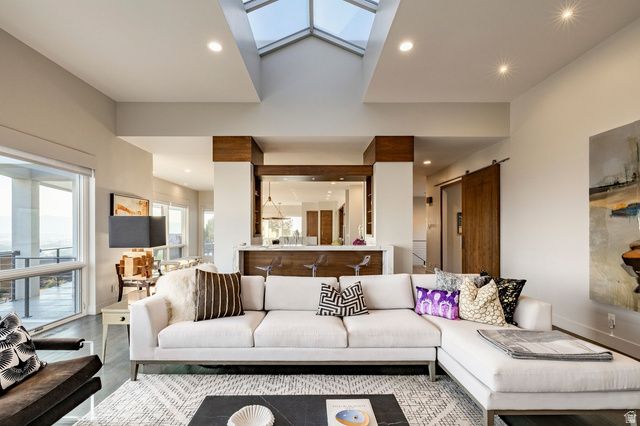 815 N SANDHURST DR, Salt Lake City, UT 84103