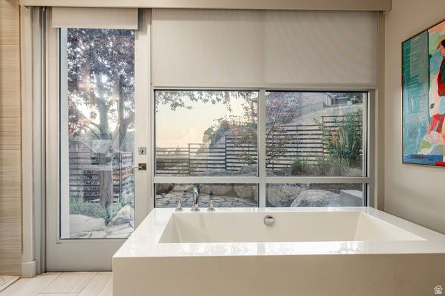 815 N SANDHURST DR, Salt Lake City, UT 84103