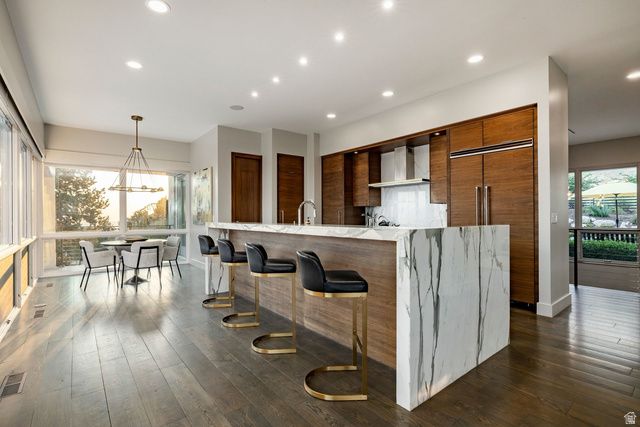 815 N SANDHURST DR, Salt Lake City, UT 84103