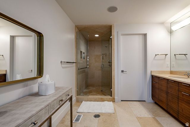815 N SANDHURST DR, Salt Lake City, UT 84103