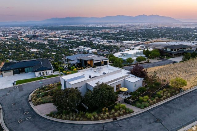 815 N SANDHURST DR, Salt Lake City, UT 84103