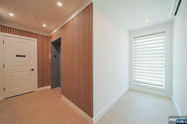 401 E Central Boulevard 3C, Palisades Park, NJ 07650