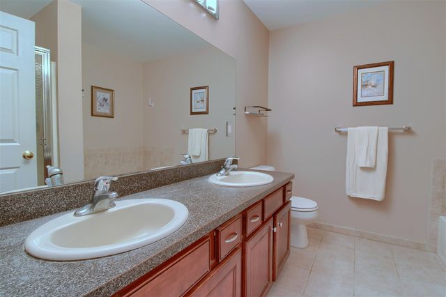 8165 Sequoia Lane, White Lake, MI 48386