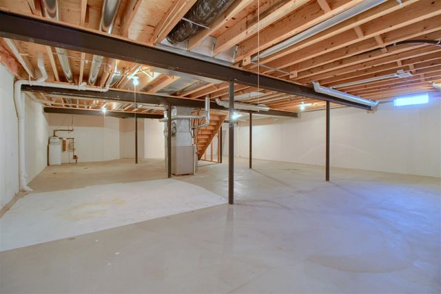 8165 Sequoia Lane, White Lake, MI 48386