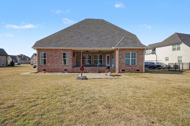 1904 Rhonda Dr, Christiana, TN 37037