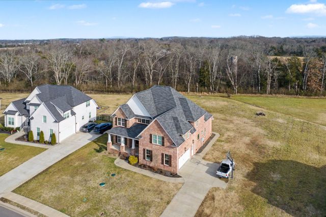 1904 Rhonda Dr, Christiana, TN 37037