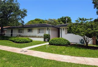 856 Benevento Ave 1, Coral Gables, FL 33146