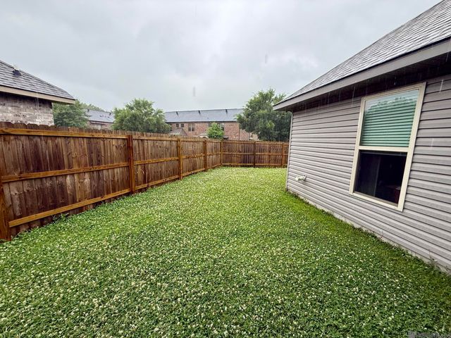7306 Kenilworth Crossing Ave, Baton Rouge, LA 70820