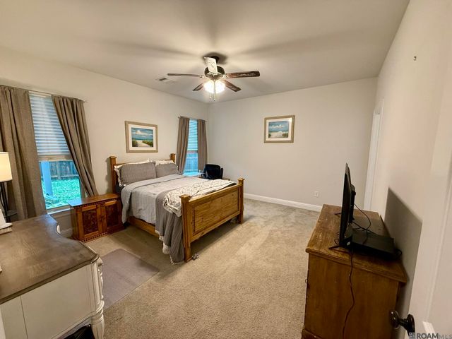 7306 Kenilworth Crossing Ave, Baton Rouge, LA 70820