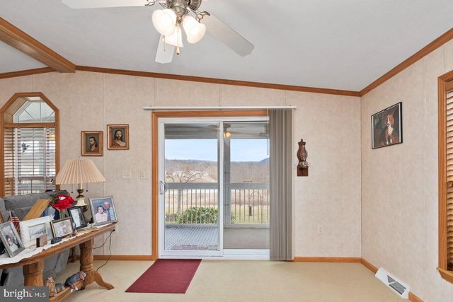 30 ADELE AVE, Carlisle, PA 17015