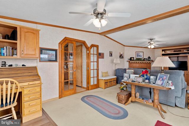 30 ADELE AVE, Carlisle, PA 17015