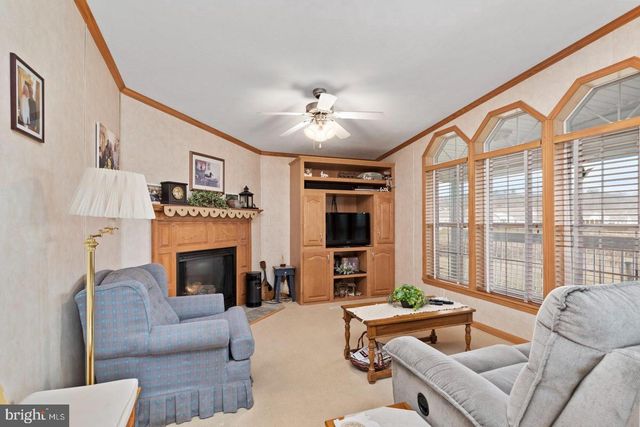 30 ADELE AVE, Carlisle, PA 17015