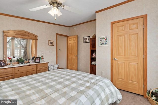 30 ADELE AVE, Carlisle, PA 17015