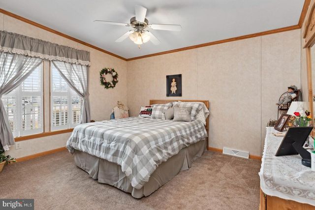 30 ADELE AVE, Carlisle, PA 17015