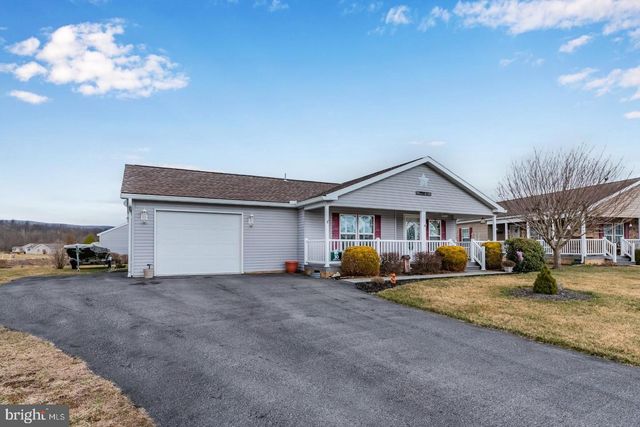 30 ADELE AVE, Carlisle, PA 17015