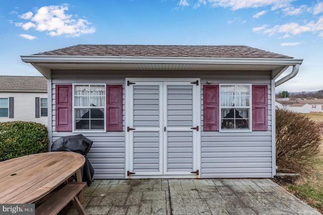 30 ADELE AVE, Carlisle, PA 17015