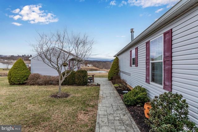 30 ADELE AVE, Carlisle, PA 17015