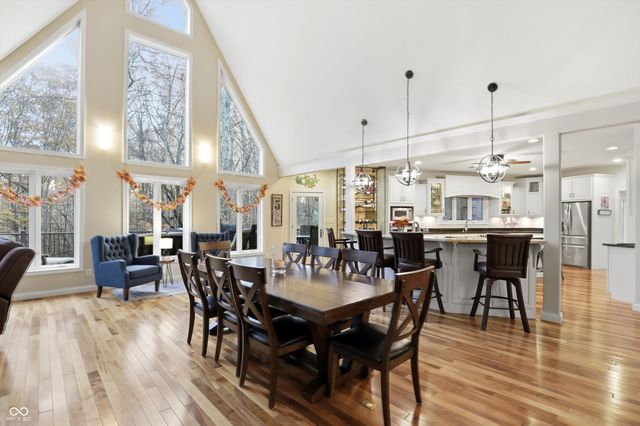 8851 S Peoga Road, Trafalgar, IN 46181