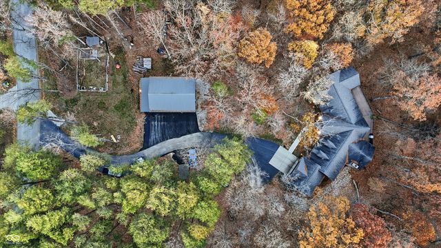 8851 S Peoga Road, Trafalgar, IN 46181