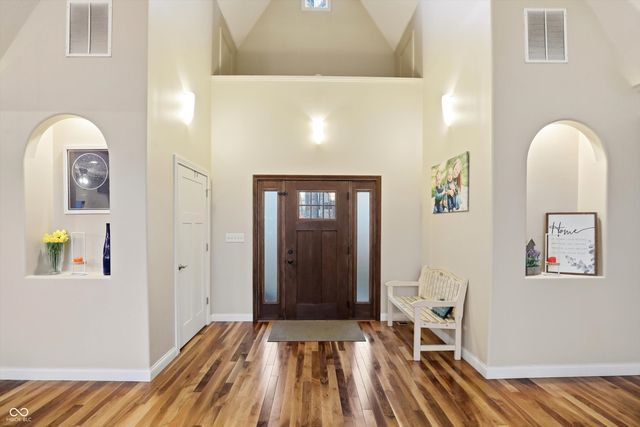 8851 S Peoga Road, Trafalgar, IN 46181