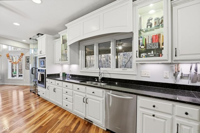 8851 S Peoga Road, Trafalgar, IN 46181