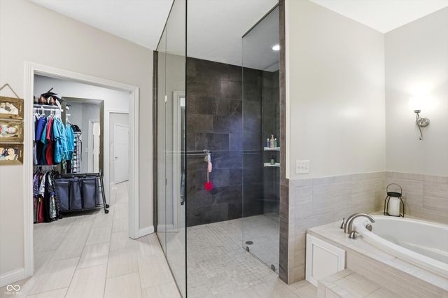 8851 S Peoga Road, Trafalgar, IN 46181