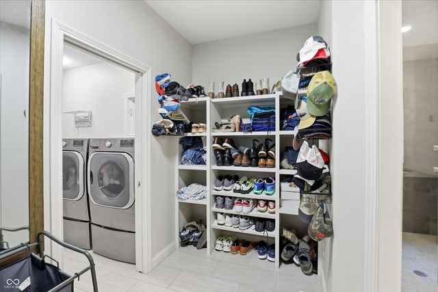 8851 S Peoga Road, Trafalgar, IN 46181