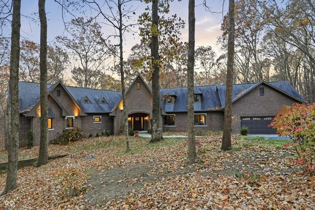 8851 S Peoga Road, Trafalgar, IN 46181