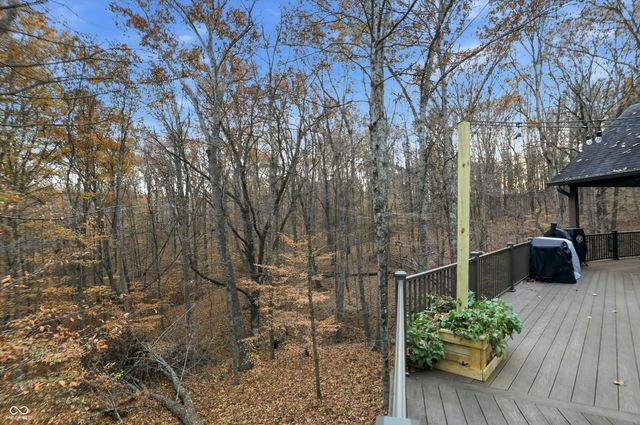 8851 S Peoga Road, Trafalgar, IN 46181