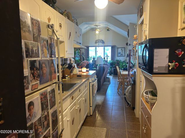128 Chamone Avenue, Leonardo, NJ 07737