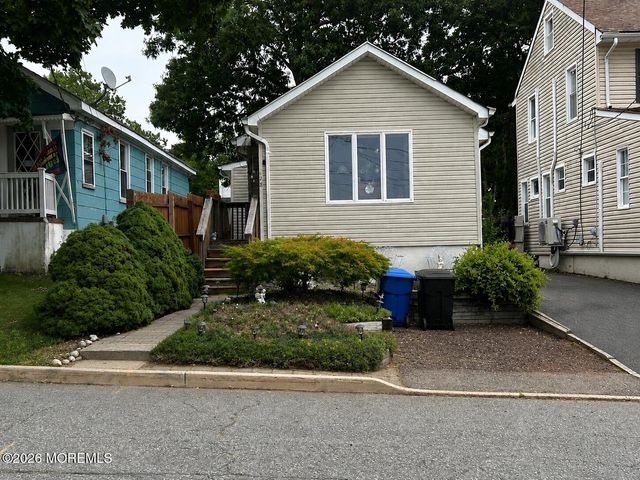 128 Chamone Avenue, Leonardo, NJ 07737