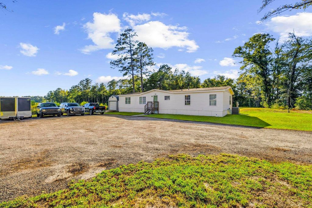 2721 Highway 9 W, Loris, SC 29569 — exterior