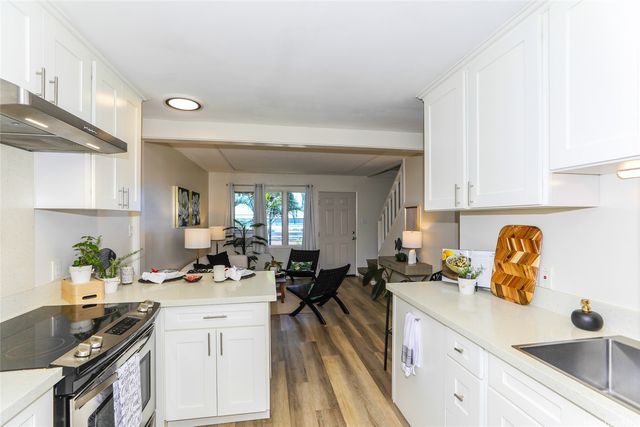 98-1384 Hinu Place 49, Pearl City, HI 96782
