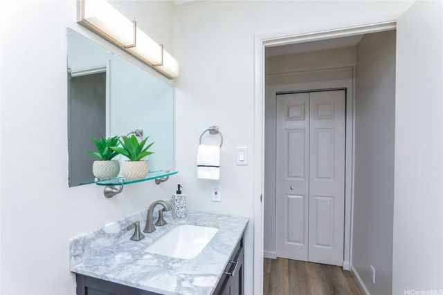 98-1384 Hinu Place 49, Pearl City, HI 96782