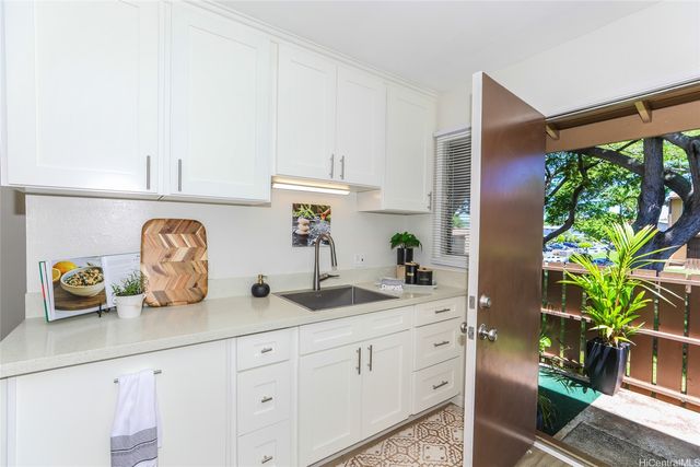 98-1384 Hinu Place 49, Pearl City, HI 96782