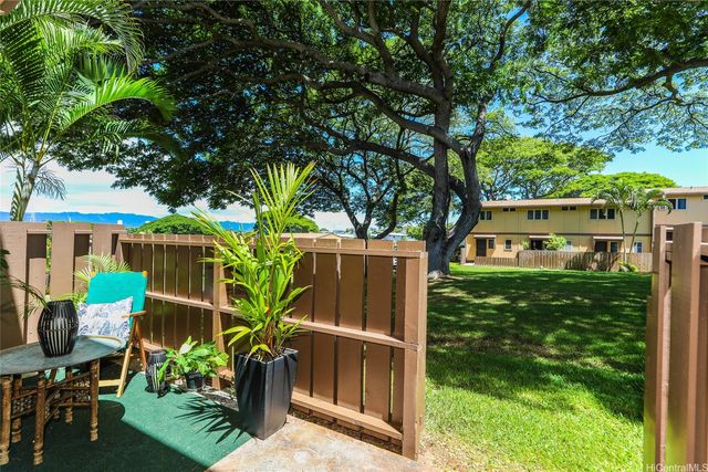 98-1384 Hinu Place 49, Pearl City, HI 96782