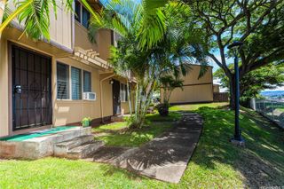 98-1384 Hinu Place 49, Pearl City, HI 96782