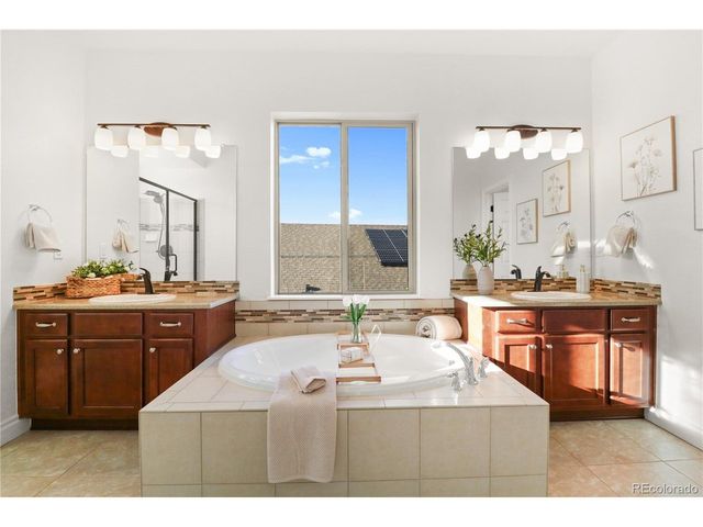 16589 Prospect Ln, Broomfield, CO 80023