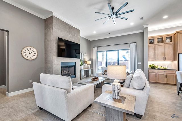 5211 Balfour Ct, Midland, TX 79707