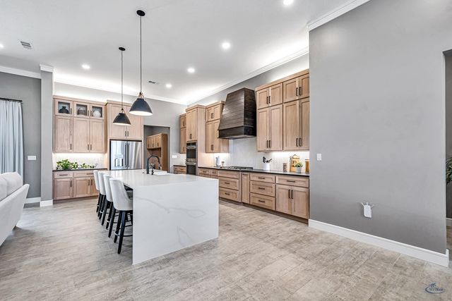 5211 Balfour Ct, Midland, TX 79707