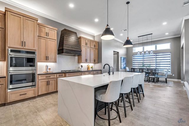 5211 Balfour Ct, Midland, TX 79707