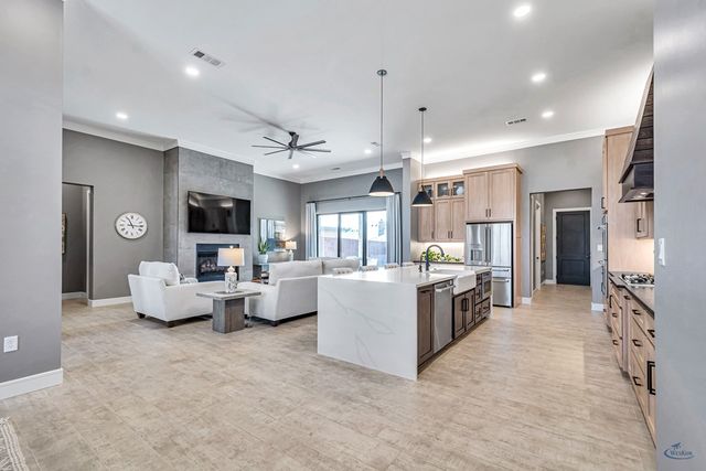 5211 Balfour Ct, Midland, TX 79707