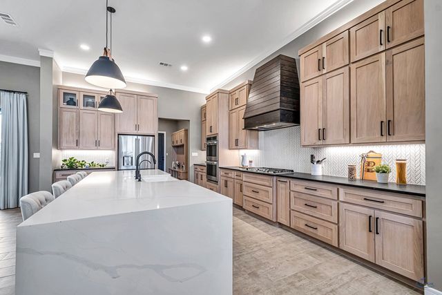 5211 Balfour Ct, Midland, TX 79707