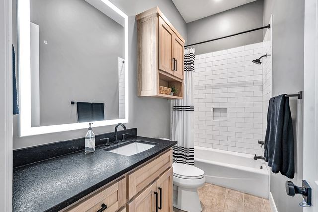 5211 Balfour Ct, Midland, TX 79707