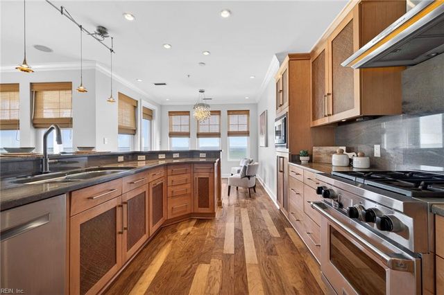 3800 DuPont Cir Unit 505, Virginia Beach, VA 23455